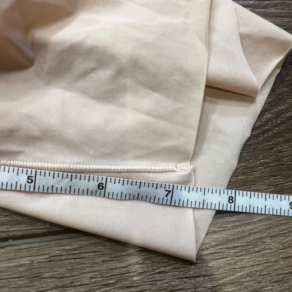 Spanx Thintastic 2.0 High-Waisted Mid-Thigh Short, Nude, Sz S, Shapewear - Picture 7 of 9